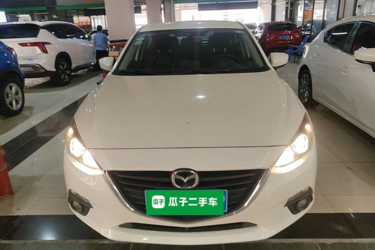 Used Mazda 3 Axela 2016 Hatchback 1.5L Automatic Comfort Model Front
