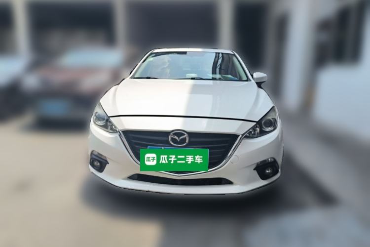 Used Mazda 3 Axela 2016 Sedan 1.5L Automatic Luxury Model Front