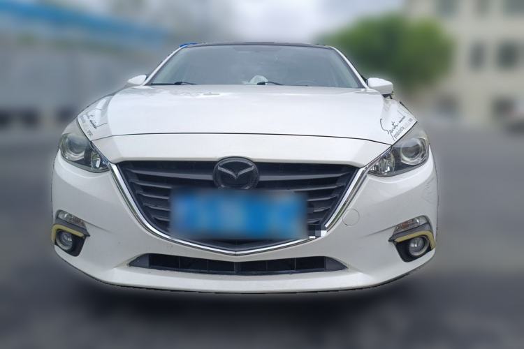 Used Mazda 3 Axela 2016 Sedan 1.5L Automatic Comfort Model Front