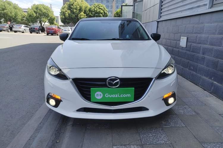 Used Mazda 3 Axela 2016 Sedan 2.0L Automatic Flagship Model Front