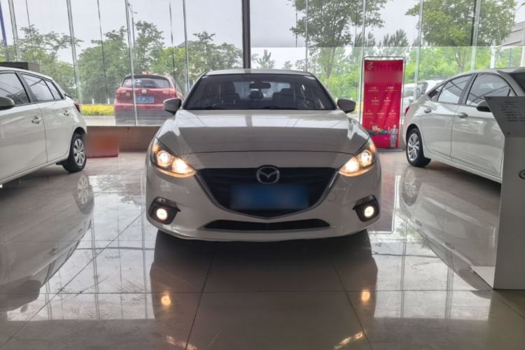 Used Mazda 3 Axela 2016 Sedan 1.5L Automatic Comfort Model Front