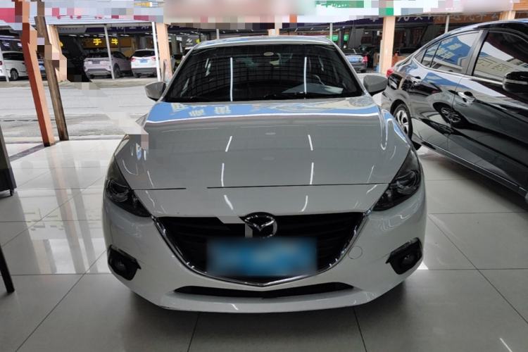 Used Mazda 3 Axela 2016 Hatchback 1.5L Automatic Comfort Model Front