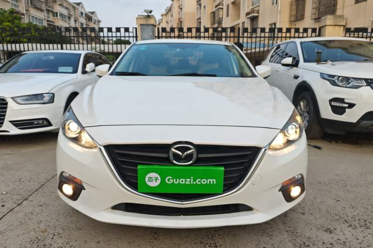 Used Mazda 3 Axela 2016 Sedan 1.5L Automatic Comfort Model Front