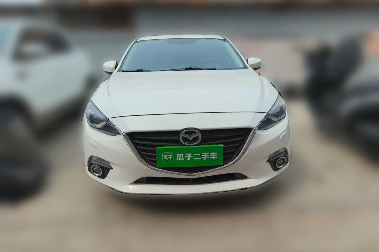Used Mazda 3 Axela 2016 Hatchback 2.0L Automatic Flagship Model Front
