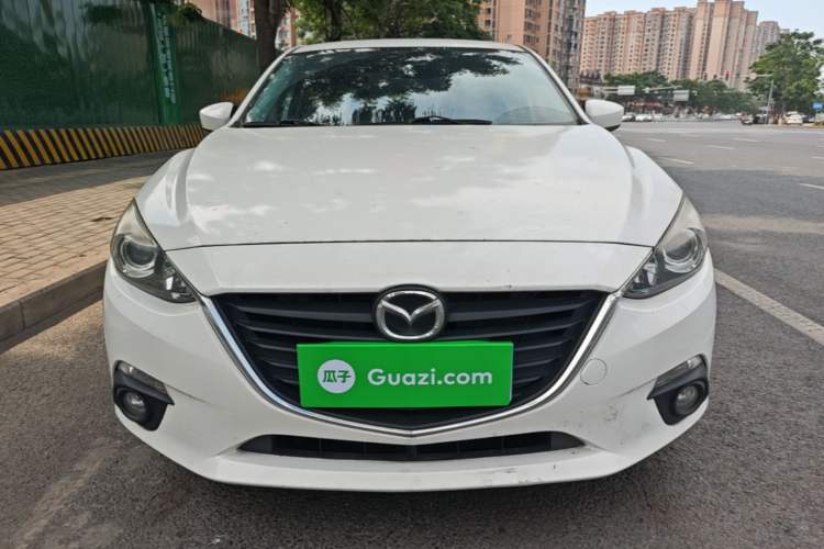 Used Mazda 3 Axela 2016 Sedan 1.5L Manual Comfort Model Front