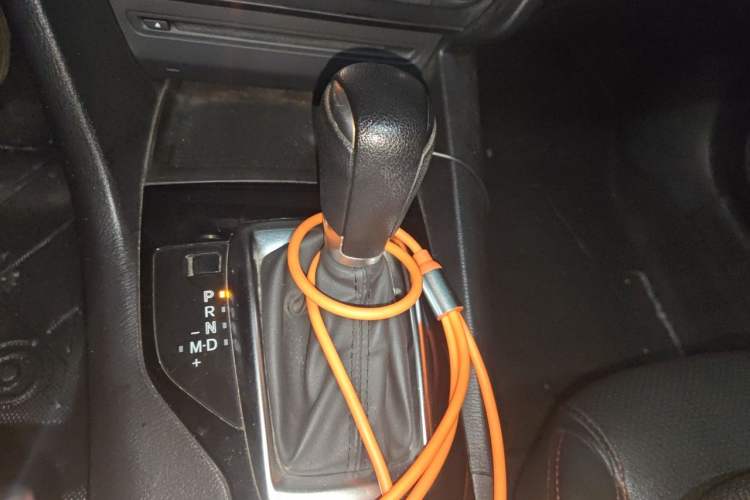 Used Mazda 3 Axela 2016 Sedan 1.5L Automatic Luxury Model Gear Lever