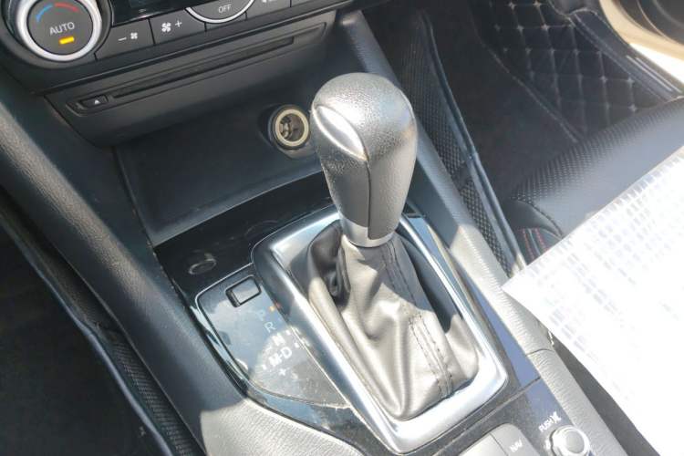 Used Mazda 3 Axela 2016 Sedan 1.5L Automatic Prestige Model Gear Lever