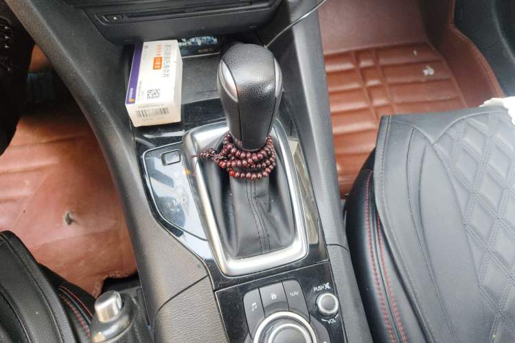 Used Mazda 3 Axela 2016 Sedan 1.5L Automatic Luxury Model Gear Lever