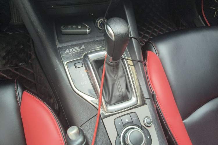 Used Mazda 3 Axela 2016 Sedan 1.5L Automatic Luxury Model Gear Lever