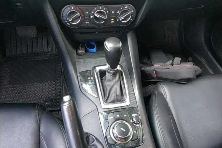 Used Mazda 3 Axela 2016 Sedan 1.5L Automatic Comfort Model Gear Lever