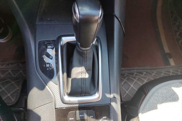 Used Mazda 3 Axela 2016 Sedan 1.5L Automatic Comfort Model Gear Lever