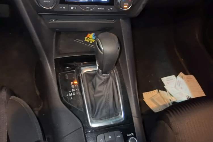 Used Mazda 3 Axela 2016 Sedan 1.5L Automatic Luxury Model Gear Lever