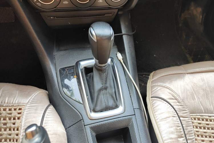Used Mazda 3 Axela 2016 Sedan 1.5L Automatic Comfort Model Gear Lever