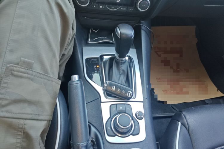 Used Mazda 3 Axela 2016 Sedan 1.5L Automatic Luxury Model Gear Lever