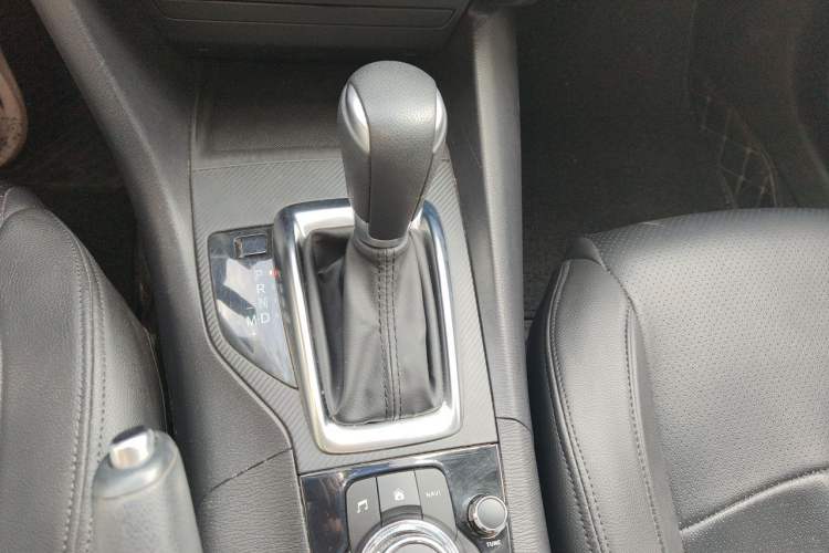 Used Mazda 3 Axela 2016 Sedan 1.5L Automatic Comfort Model Gear Lever