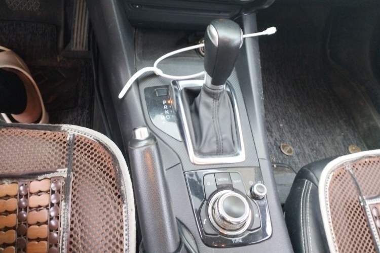 Used Mazda 3 Axela 2016 Sedan 1.5L Automatic Comfort Model Gear Lever