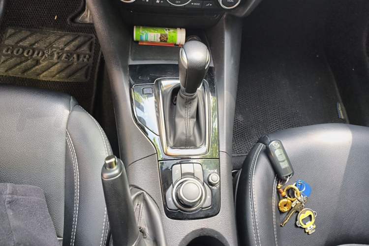 Used Mazda 3 Axela 2016 Sedan 1.5L Automatic Luxury Model Gear Lever