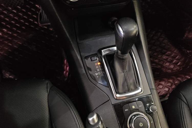 Used Mazda 3 Axela 2016 Sedan 1.5L Automatic Comfort Model Gear Lever