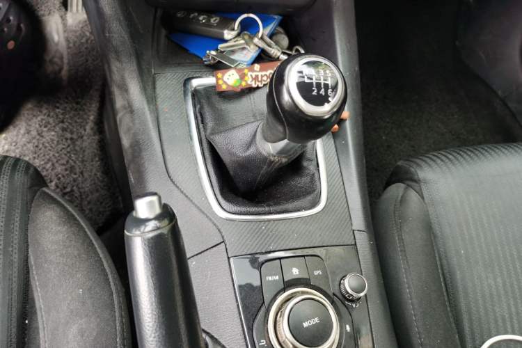 Used Mazda 3 Axela 2016 Sedan 1.5L Manual Comfort Model Gear Lever
