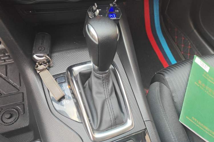 Used Mazda 3 Axela 2016 Sedan 1.5L Automatic Comfort Model Gear Lever