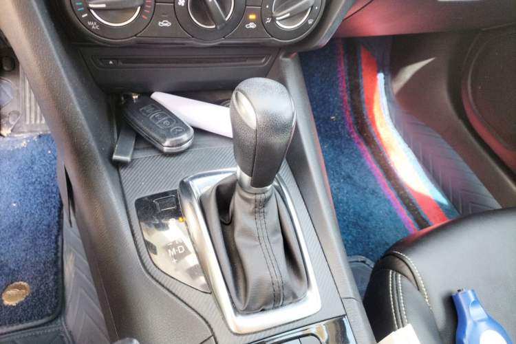 Used Mazda 3 Axela 2016 Sedan 1.5L Automatic Comfort Model Gear Lever