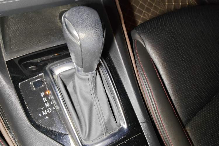 Used Mazda 3 Axela 2016 Sedan 1.5L Automatic Luxury Model Gear Lever