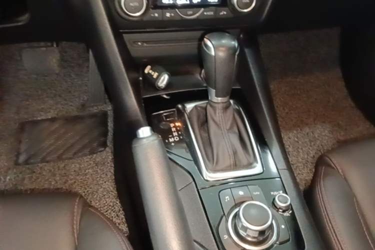 Used Mazda 3 Axela 2016 Sedan 1.5L Automatic Luxury Model Gear Lever