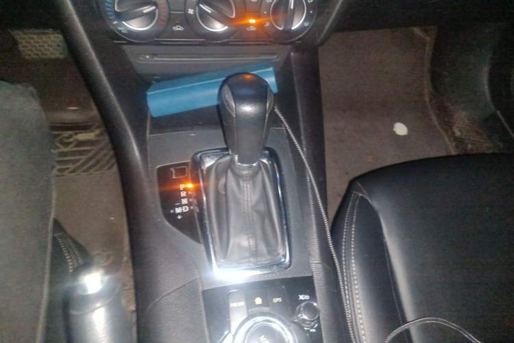 Used Mazda 3 Axela 2016 Sedan 1.5L Automatic Comfort Model Gear Lever