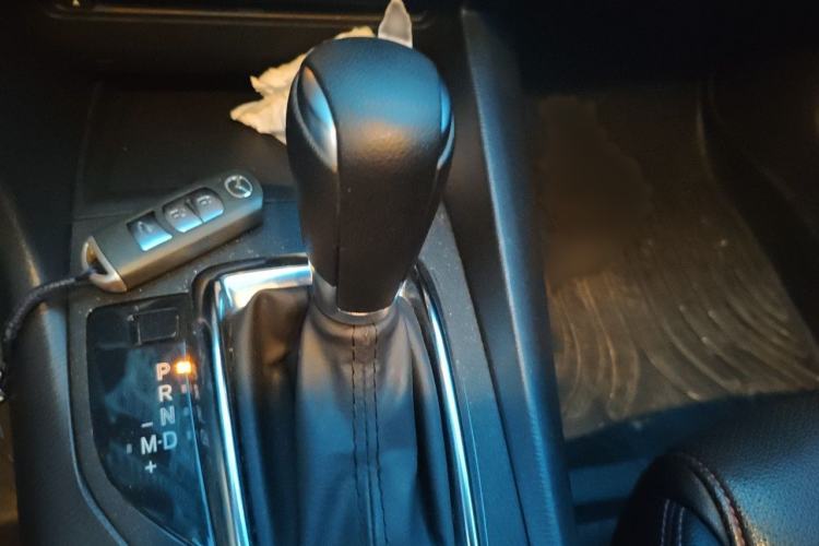 Used Mazda 3 Axela 2016 Sedan 1.5L Automatic Luxury Model Gear Lever