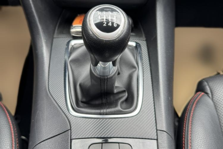 Used Mazda 3 Axela 2016 Sedan 1.5L Manual Comfort Model Gear Lever