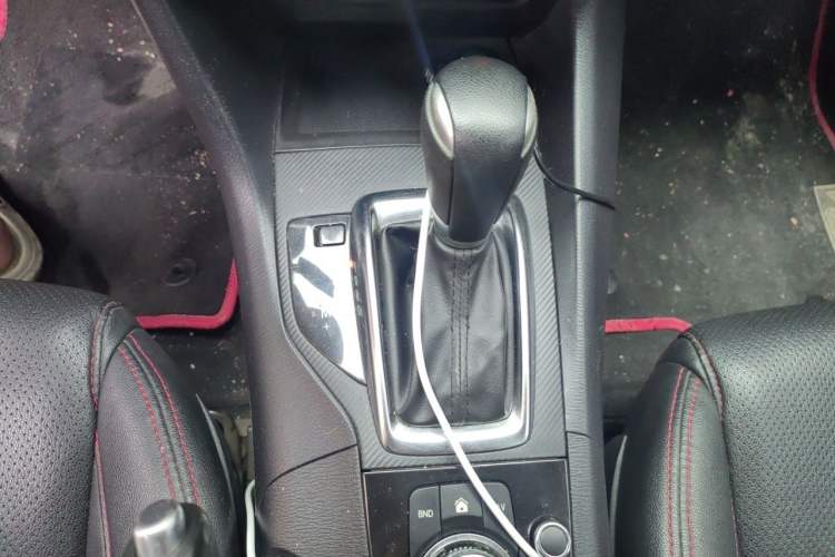 Used Mazda 3 Axela 2016 Sedan 1.5L Automatic Comfort Model Gear Lever
