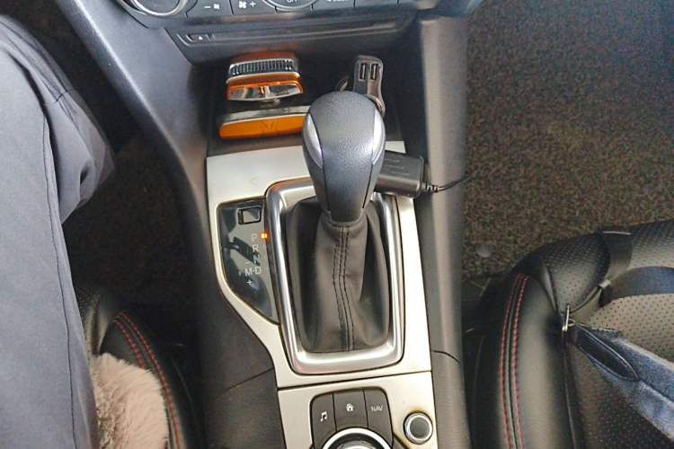 Used Mazda 3 Axela 2016 Sedan 1.5L Automatic Luxury Model Gear Lever