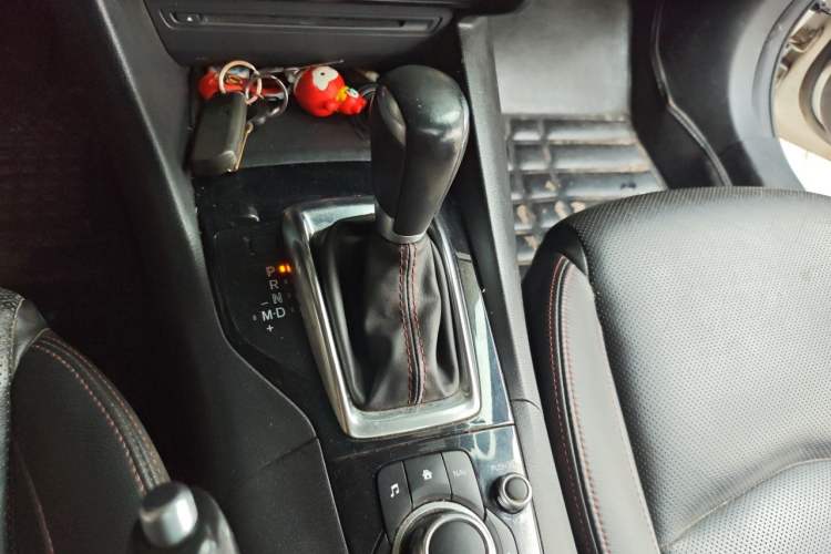 Used Mazda 3 Axela 2016 Sedan 1.5L Automatic Prestige Model Gear Lever