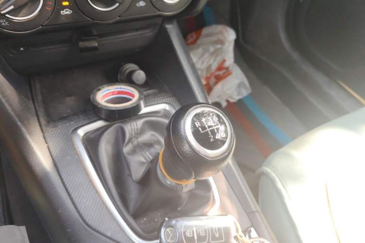 Used Mazda 3 Axela 2016 Sedan 1.5L Manual Comfort Model Gear Lever