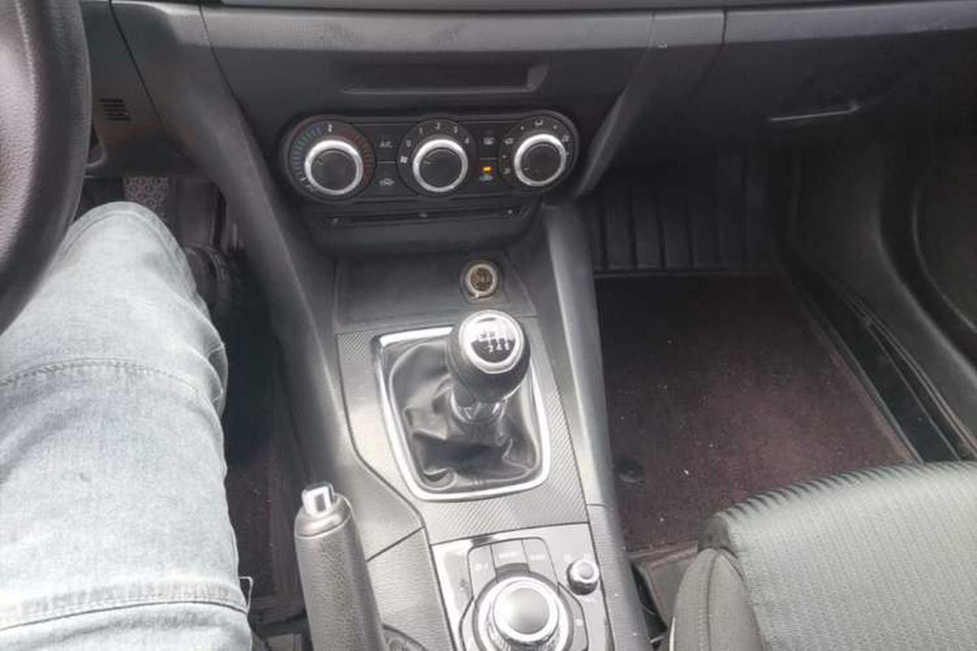 Used Mazda 3 Axela 2016 Sedan 1.5L Manual Comfort Model Gear Lever