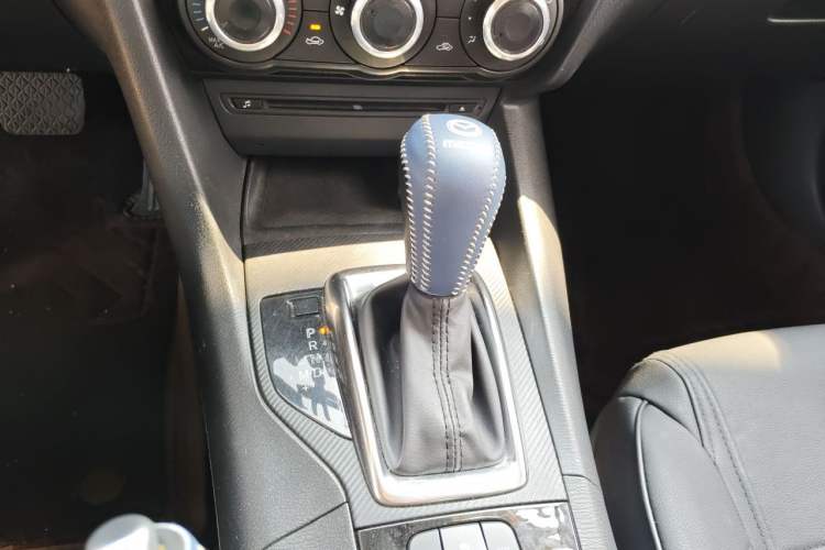 Used Mazda 3 Axela 2016 Sedan 1.5L Automatic Comfort Model Gear Lever