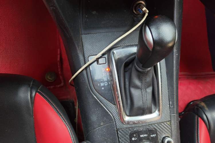 Used Mazda 3 Axela 2016 Sedan 1.5L Automatic Comfort Model Gear Lever