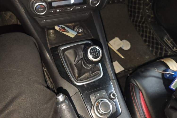 Used Mazda 3 Axela 2016 Sedan 1.5L Manual Luxury Model Gear Lever