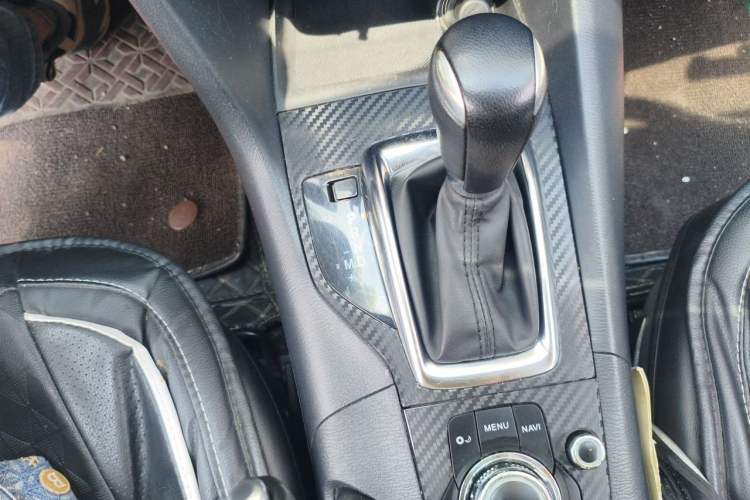 Used Mazda 3 Axela 2016 Sedan 1.5L Automatic Comfort Model Gear Lever