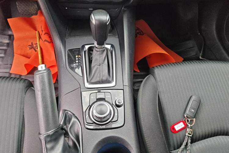 Used Mazda 3 Axela 2016 Sedan 1.5L Automatic Comfort Model Gear Lever