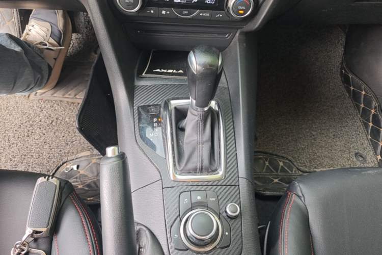 Used Mazda 3 Axela 2016 Sedan 1.5L Automatic Luxury Model Gear Lever