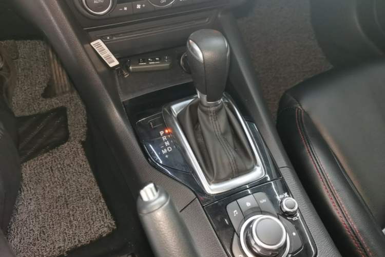 Used Mazda 3 Axela 2016 Sedan 1.5L Automatic Luxury Model Gear Lever