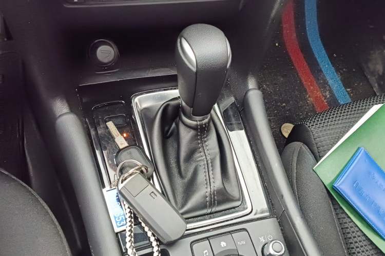 Used Mazda 3 Axela 2016 Hatchback 1.5L Automatic Luxury Model Gear Lever