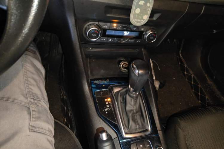 Used Mazda 3 Axela 2016 Sedan 1.5L Automatic Luxury Model Gear Lever