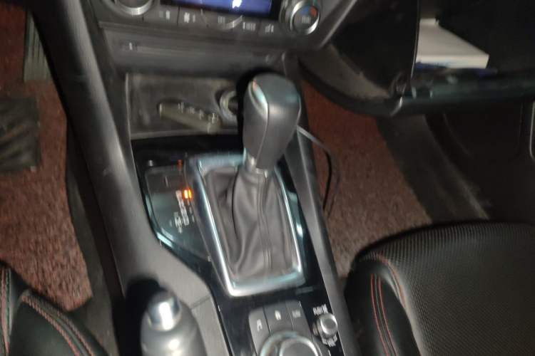 Used Mazda 3 Axela 2016 Sedan 1.5L Automatic Luxury Model Gear Lever