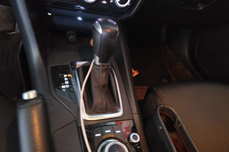 Used Mazda 3 Axela 2016 Sedan 1.5L Automatic Comfort Model Gear Lever