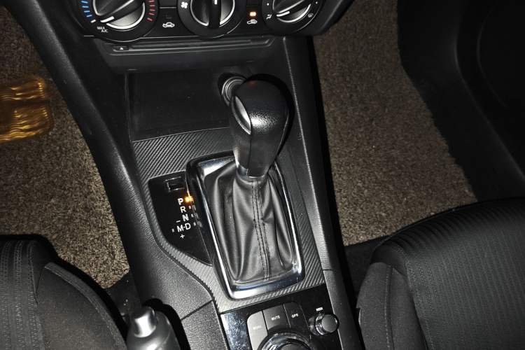 Used Mazda 3 Axela 2016 Sedan 1.5L Automatic Comfort Model Gear Lever
