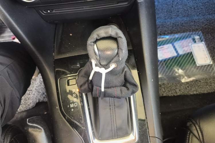 Used Mazda 3 Axela 2016 Sedan 1.5L Automatic Luxury Model Gear Lever
