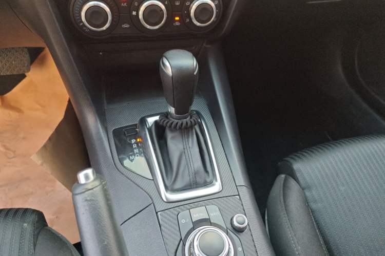 Used Mazda 3 Axela 2016 Sedan 1.5L Automatic Comfort Model Gear Lever