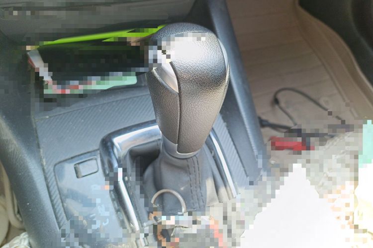 Used Mazda 3 Axela 2016 Sedan 1.5L Automatic Comfort Model Gear Lever